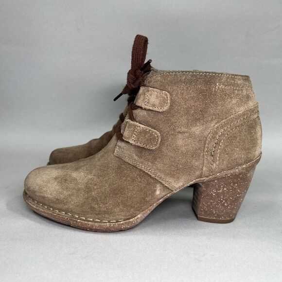 Clarks Ankle Boots Women's Size 6.5 Brown Suede Leather Lace Up Ankle Booties - Picture 4 of 13